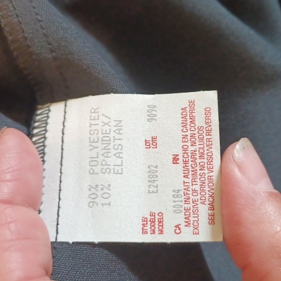 Algo sz 20 gown - black with red floral 5866 - Picture 6 of 6